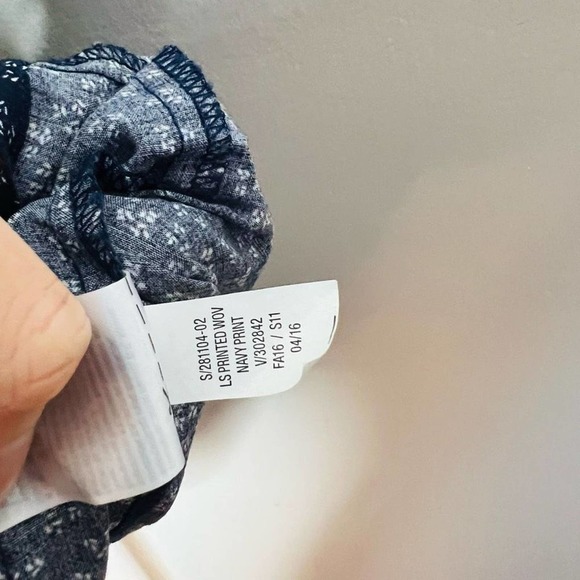 Old Navy Shift Dress MEDIUM Navy Blue Woven Floral Printed 3/4 Sleeve Sheath - Picture 6 of 6